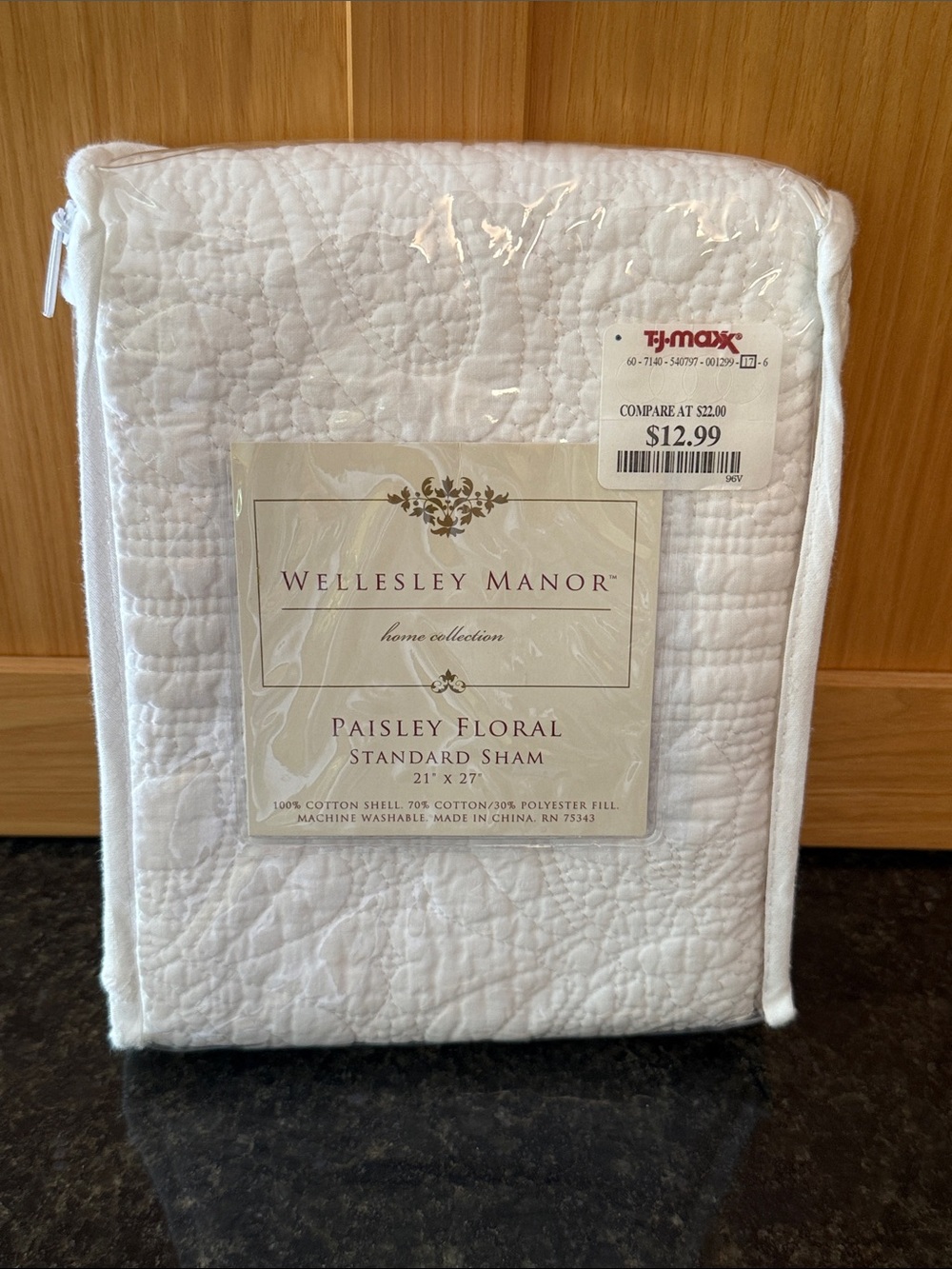 Wellesley Manor 100% cotton white standard pillow sham NEW
